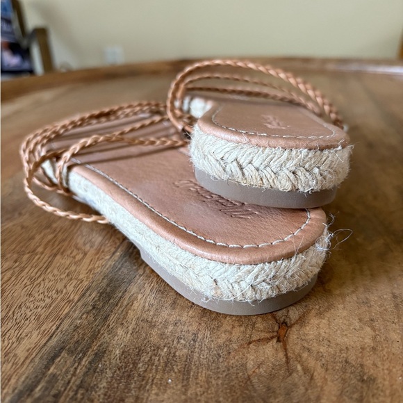 Brand New Madewell Strappy Slides size 9.5 - Picture 6 of 6
